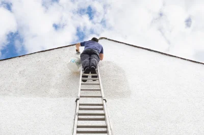 Peinture extérieure à Balazuc — façades et ravalement